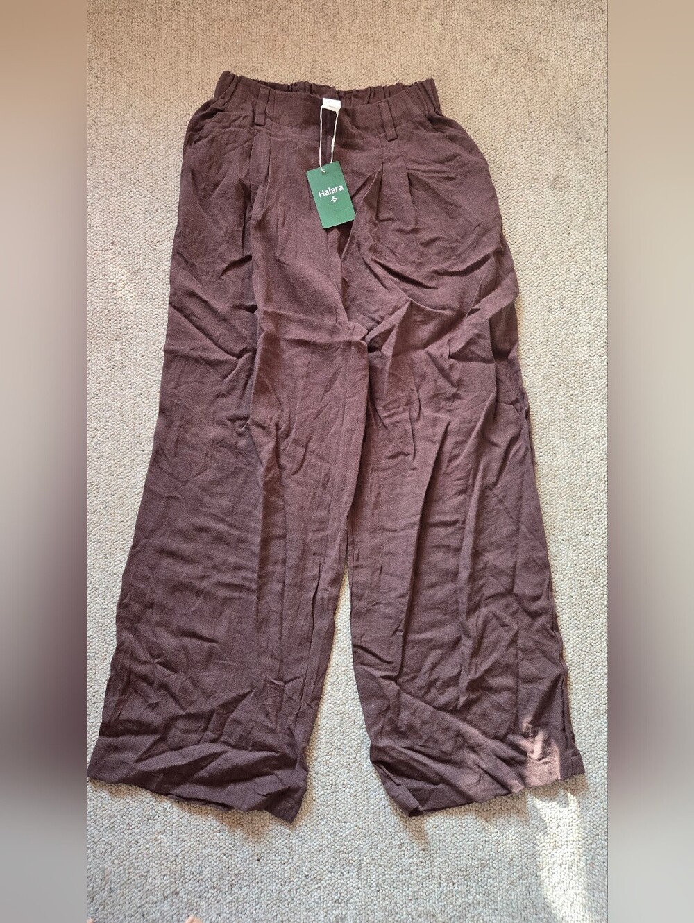 HALARA Wide-Leg Linen-Blend Pants in Brown